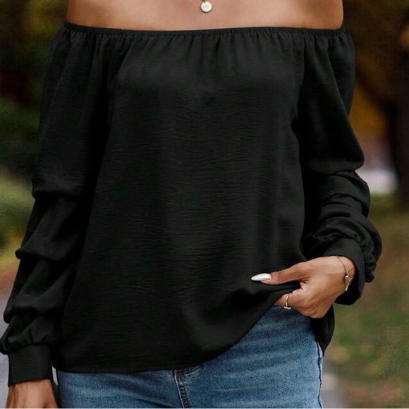 Never Been Worn-Elegant Black Off-Shoulder Women's Top - Picture 3 of 8